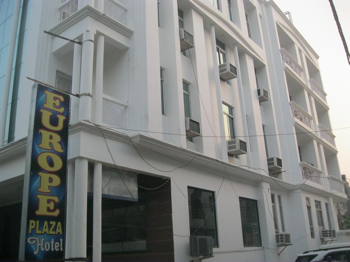 Hotel Oyo 8076 Europe Plaza