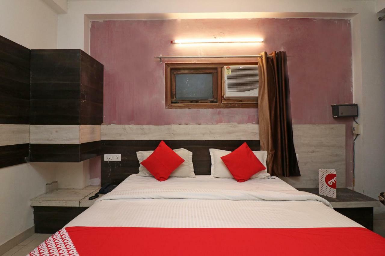 Oyo 8076 Europe Plaza 3* Lucknow
